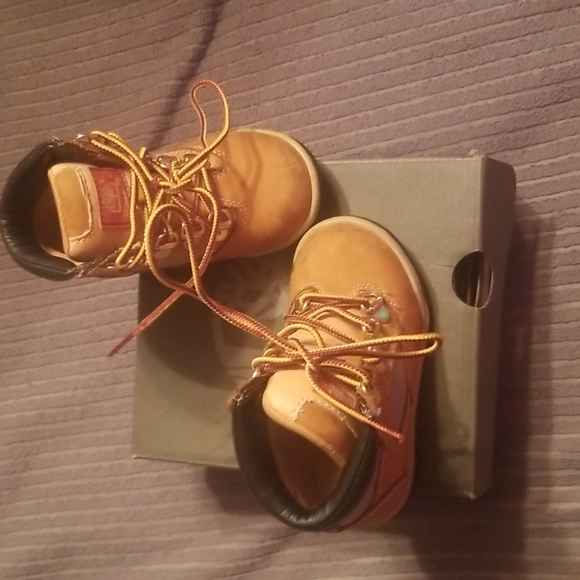 Timberland - Picture 2 of 3